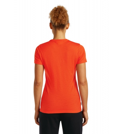 Icebreaker Women's 150 Tech Lite T-Shirt IB Wordmark